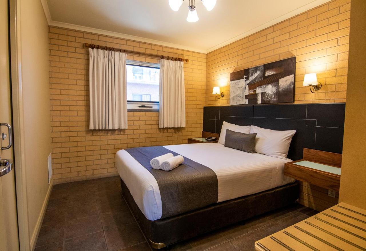 Albury Georgian Motel & Suites Екстер'єр фото