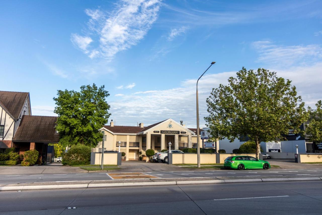 Albury Georgian Motel & Suites Екстер'єр фото