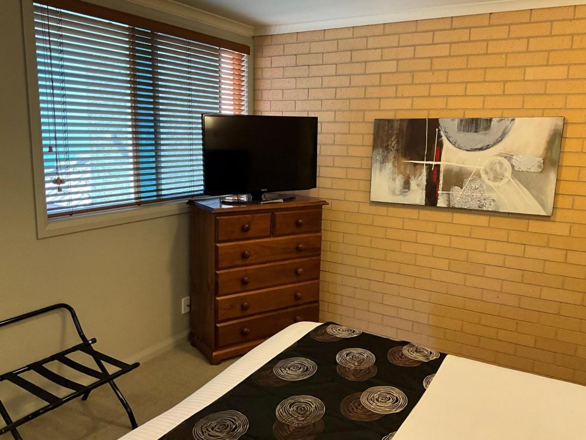Albury Georgian Motel & Suites Екстер'єр фото