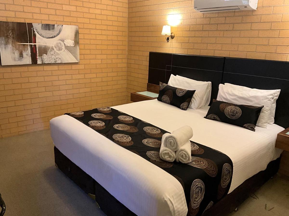 Albury Georgian Motel & Suites Екстер'єр фото