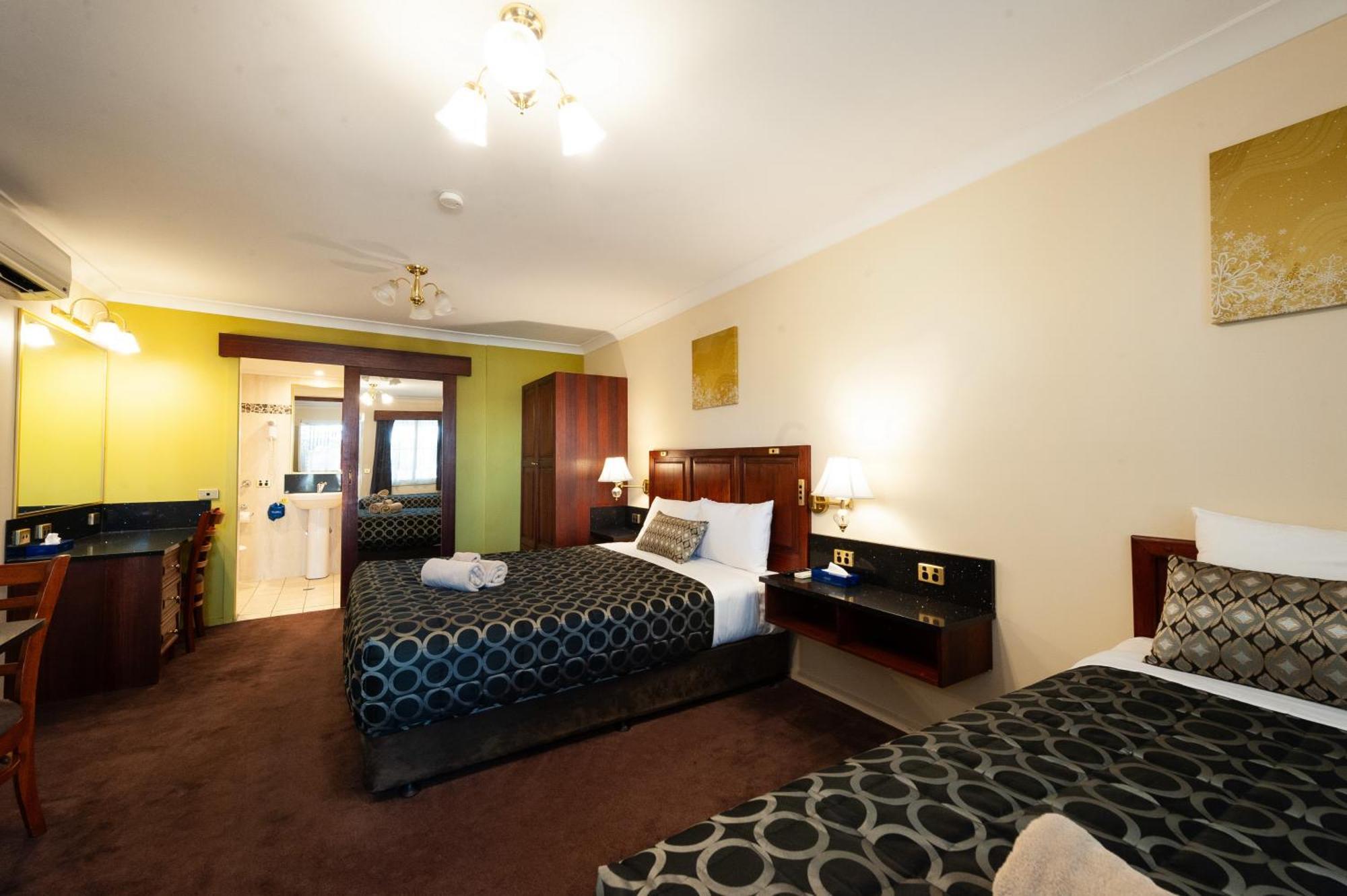 Albury Georgian Motel & Suites Екстер'єр фото