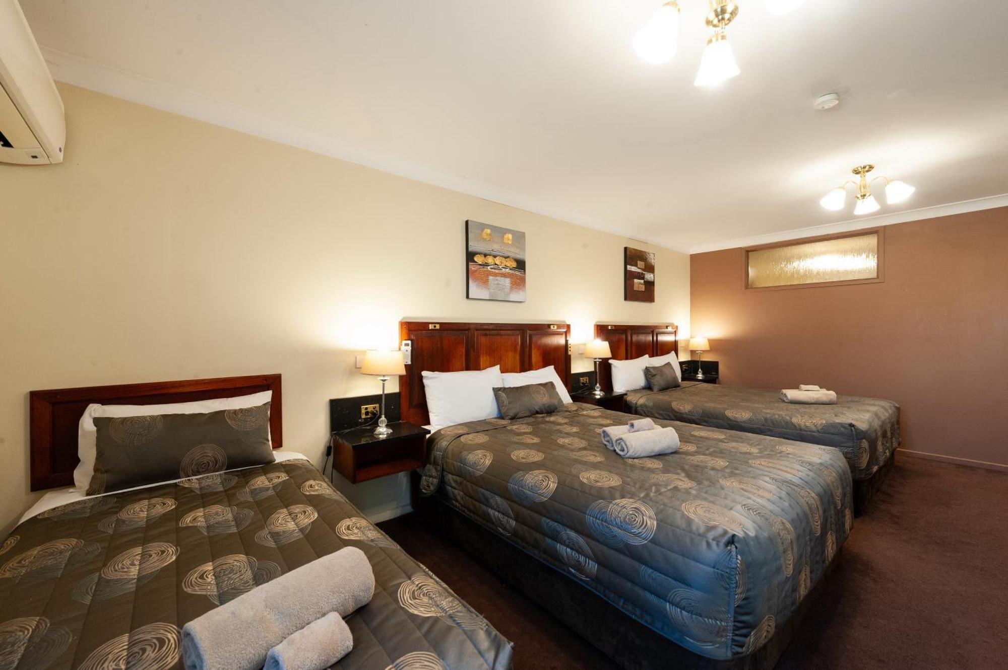 Albury Georgian Motel & Suites Екстер'єр фото
