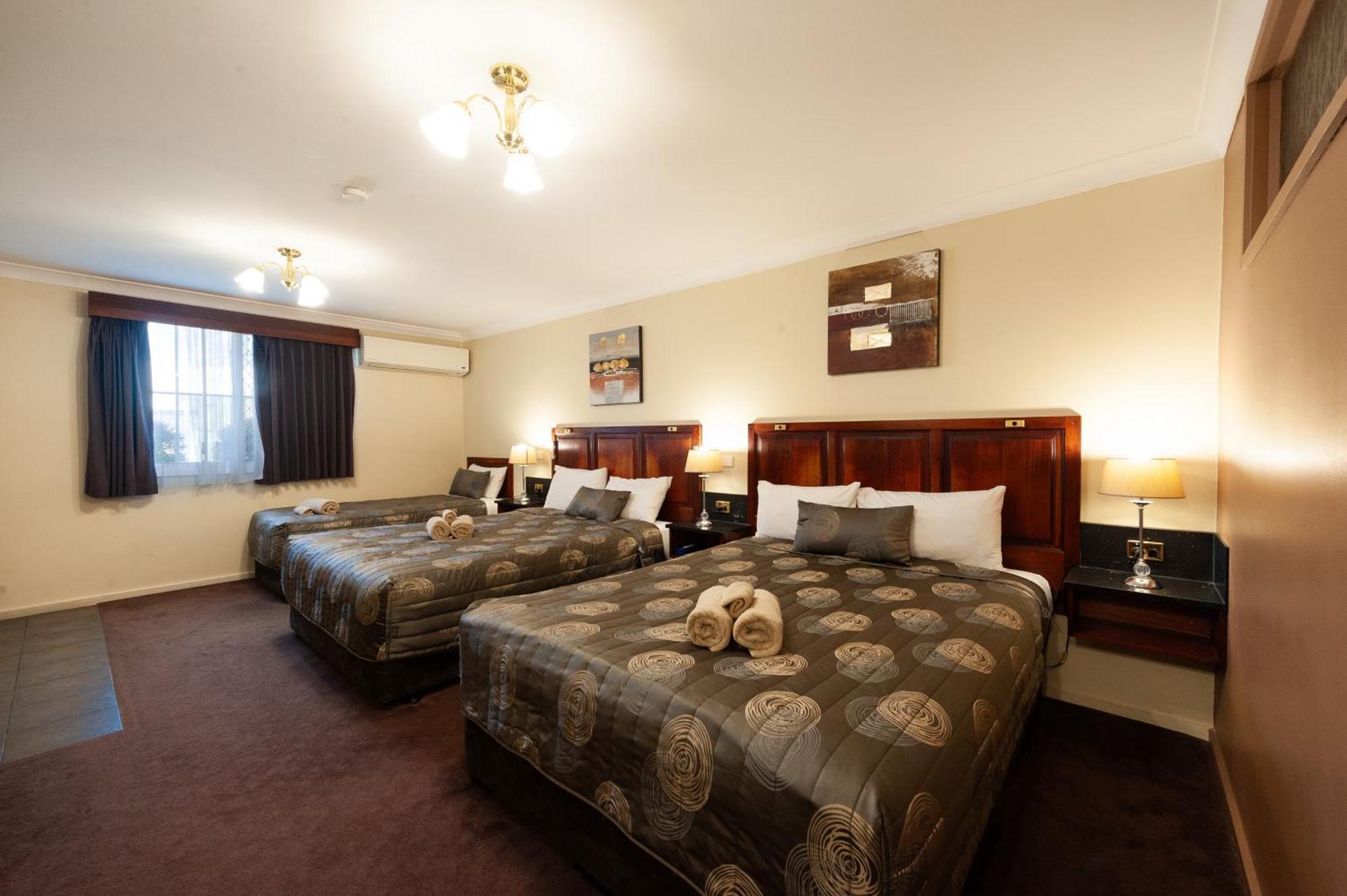 Albury Georgian Motel & Suites Екстер'єр фото