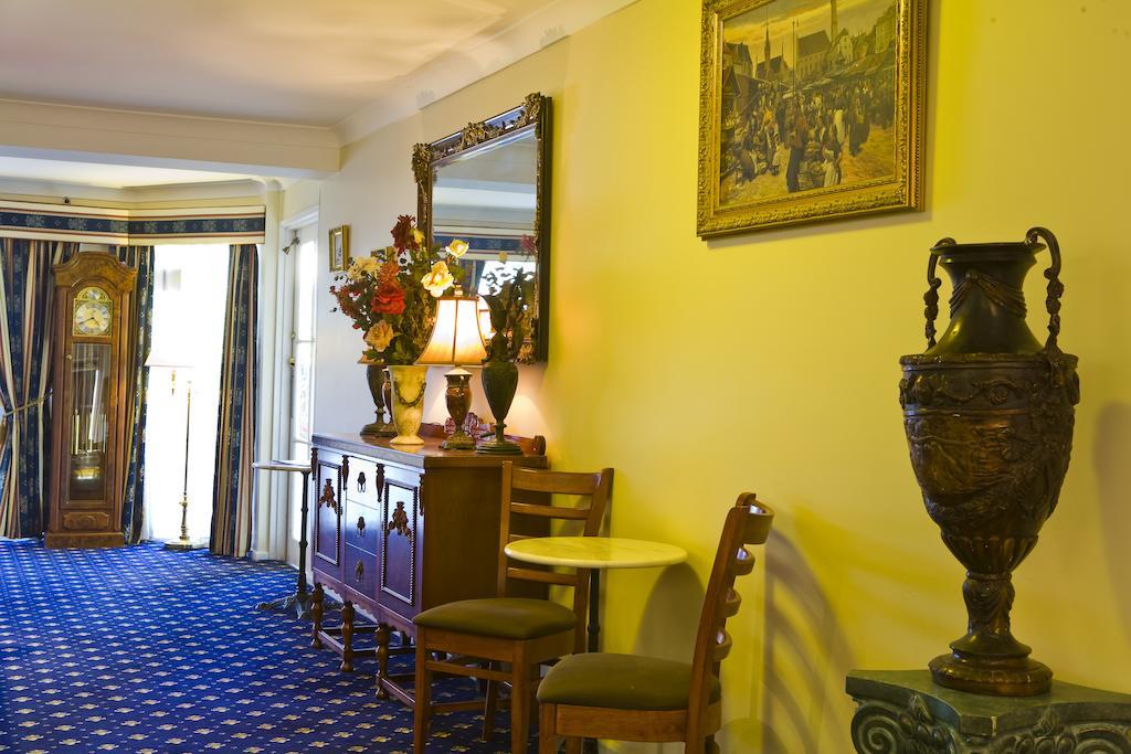 Albury Georgian Motel & Suites Екстер'єр фото